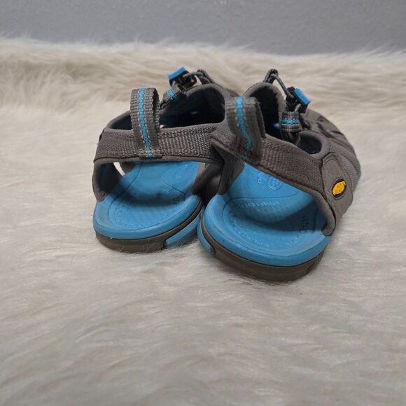 KEEN  Clearwater CNX Sandals, 8 - Picture 4 of 7